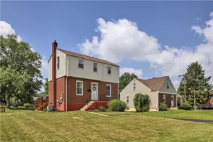 610 Patterson Rd, Bethel Park, PA 15102 - Photo 2