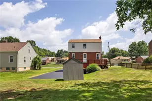 610 Patterson Rd, Bethel Park, PA 15102 - Photo 32