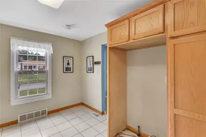 610 Patterson Rd, Bethel Park, PA 15102 - Photo 8