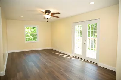 387 W Wylie Ave, Canton Township, PA 15301 - Photo 6