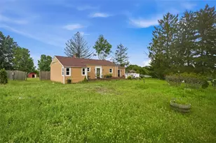 130 Pleasant Ave, Peters Township, PA 15317 - Photo 4