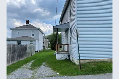 519 Duquesne Ave, Canonsburg, PA 15317 - Photo 2