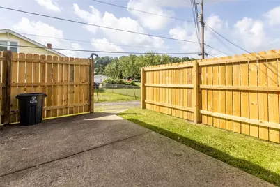 1685 Brodhead Road #1, Moon/Crescent Twp, PA 15108 - Photo 22