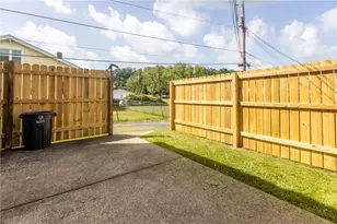 1685 Brodhead Rd, Moon/Crescent Twp, PA 15108 - Photo 22