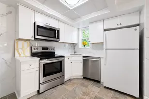 148 Marlow Dr, Pittsburgh, PA 15235 - Photo 8