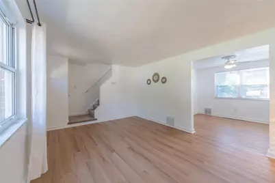 148 Marlow Dr, Pittsburgh, PA 15235 - Photo 6