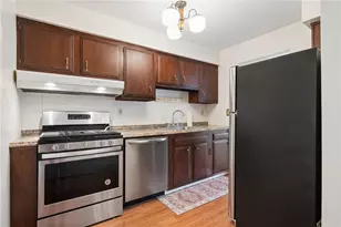 1025 Edward St, North Versailles, PA 15137 - Photo 10