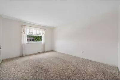 1025 Edward St, North Versailles, PA 15137 - Photo 4