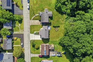 2520 Mohawk Dr, White Oak, PA 15131 - Photo 30