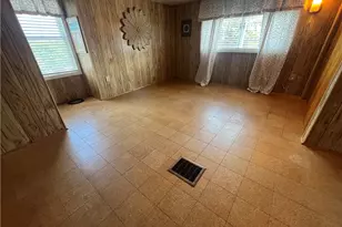 2520 Mohawk Dr, White Oak, PA 15131 - Photo 20