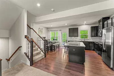 702 Greenwood Dr, North Strabane, PA 15317 - Photo 10