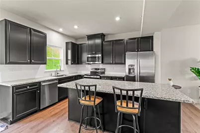 702 Greenwood Dr, North Strabane, PA 15317 - Photo 8