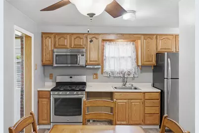 5256 Colewood Dr, Pittsburgh, PA 15236 - Photo 6