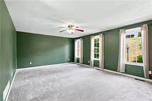 104 Castle View Dr, Kennedy Township, PA 15136 - Photo 4