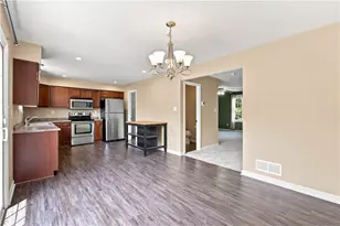 104 Castle View Dr, Kennedy Township, PA 15136 - Photo 8