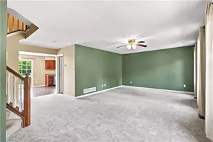104 Castle View Dr, Kennedy Township, PA 15136 - Photo 2