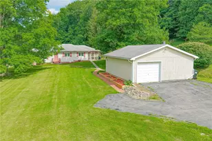 3886 Darlington Rd, Darlington Township, PA 16115 - Photo 2