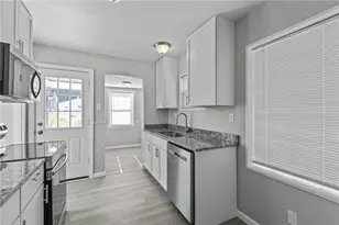 3065 Latonia Ave, Pittsburgh, PA 15216 - Photo 10