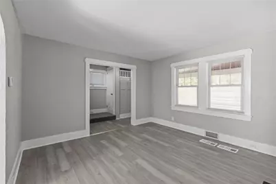 3065 Latonia Avenue, Pittsburgh, PA 15216 - Photo 6