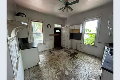 2737 Glen Mawr St, Pittsburgh, PA 15204 - Photo 18