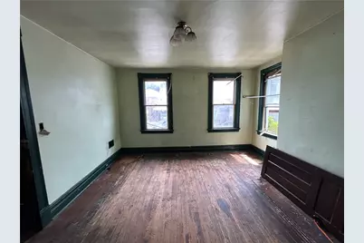 2737 Glen Mawr St, Pittsburgh, PA 15204 - Photo 12