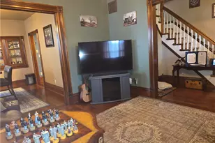 534 E Pearl St, Butler, PA 16001 - Photo 10