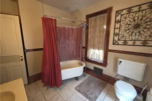 534 E Pearl St, Butler, PA 16001 - Photo 24
