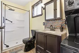 613 Aylesworth Ave, Bridgeville, PA 15017 - Photo 24