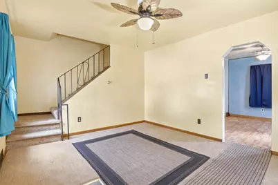 613 Aylesworth Ave, Bridgeville, PA 15017 - Photo 10