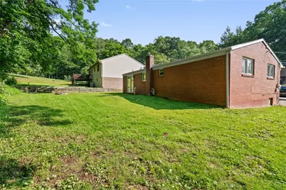 105 Edies Way, Ross Twp, PA 15229 - Photo 32