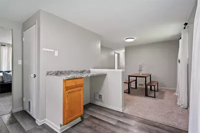 105 Edies Way, Ross Twp, PA 15229 - Photo 8