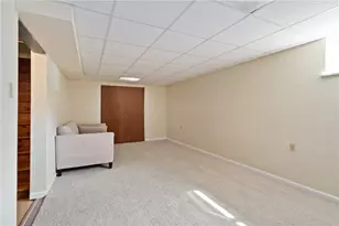 105 Edies Way, Ross Twp, PA 15229 - Photo 22