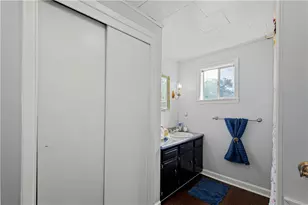 1211 Main St, Bentleyville, PA 15314 - Photo 16