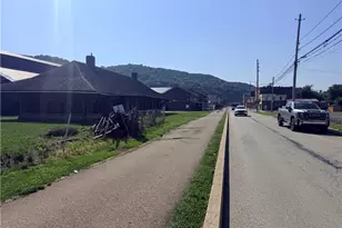 341 N Grant Ave, Kittanning, PA 16201 - Photo 2