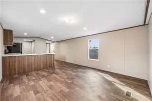 125 Laurel View Dr, Bullskin Township, PA 15666 - Photo 4