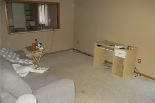 109 Linhart St, Wilkins Township, PA 15145 - Photo 8