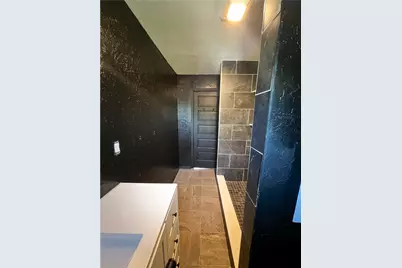 409 Vine St, Munhall, PA 15120 - Photo 28