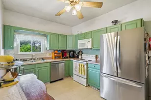 1214 Poplar St, South Greensburg Boro, PA 15601 - Photo 6
