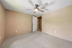 300 Millersdale Rd, Hempfield Township, PA 15601 - Photo 30