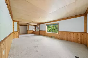 300 Millersdale Rd, Hempfield Township, PA 15601 - Photo 16