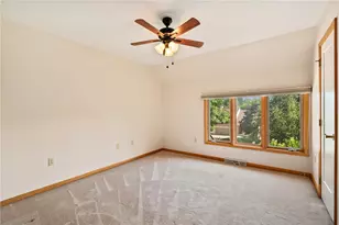 336 Cobblestone Cir, Robinson Twp, PA 15136 - Photo 24