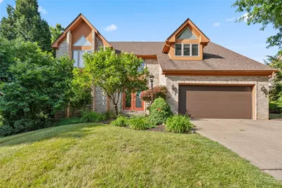 336 Cobblestone Cir, Robinson Twp, PA 15136 - Photo 2