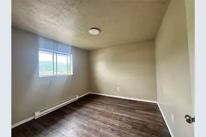 202 Meldon Ave #3, Donora, PA 15033 - Photo 8