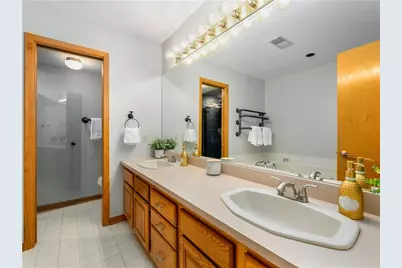 1420 Towne Square Dr, Pittsburgh, PA 15101 - Photo 20
