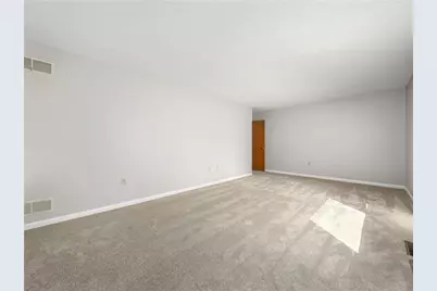 1420 Towne Square Dr, Pittsburgh, PA 15101 - Photo 26