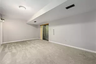 1420 Towne Square Dr, Pittsburgh, PA 15101 - Photo 28