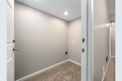 1420 Towne Square Dr, Pittsburgh, PA 15101 - Photo 32