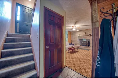 716 Monroe Ave, California, PA 15417 - Photo 18