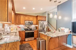 404 Anna Marie Dr, Cranberry Township, PA 16066 - Photo 8