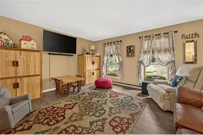 574 Highland Dr, Rayne Township-Ernest, PA 15747 - Photo 12